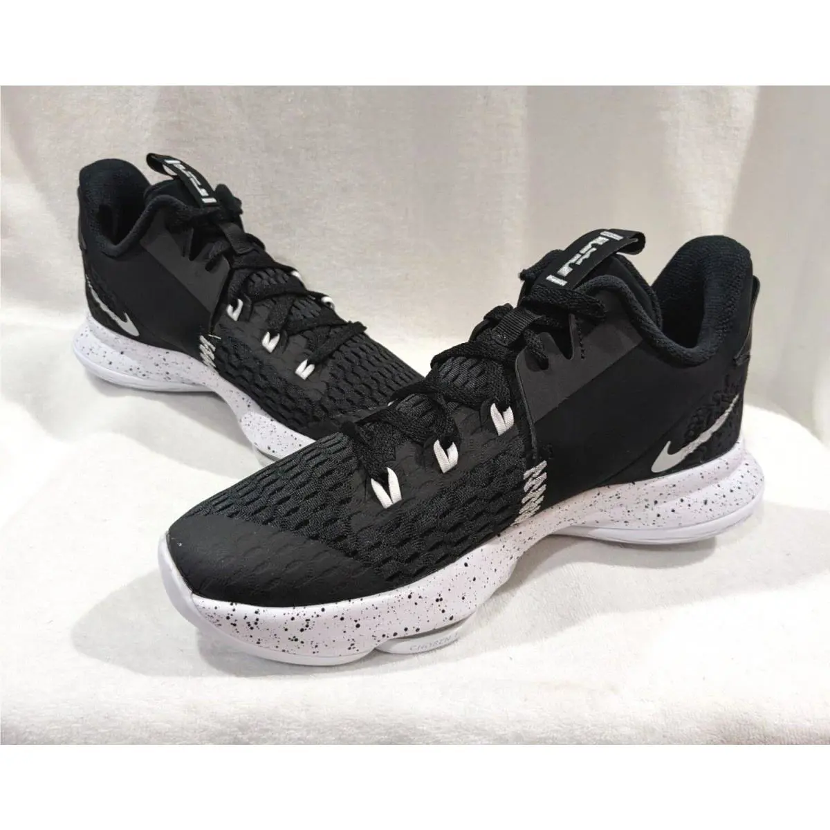 Nike shoes - Nike LeBron 5 - LeBron - CQ9380-001 - Black/Silver/White 7