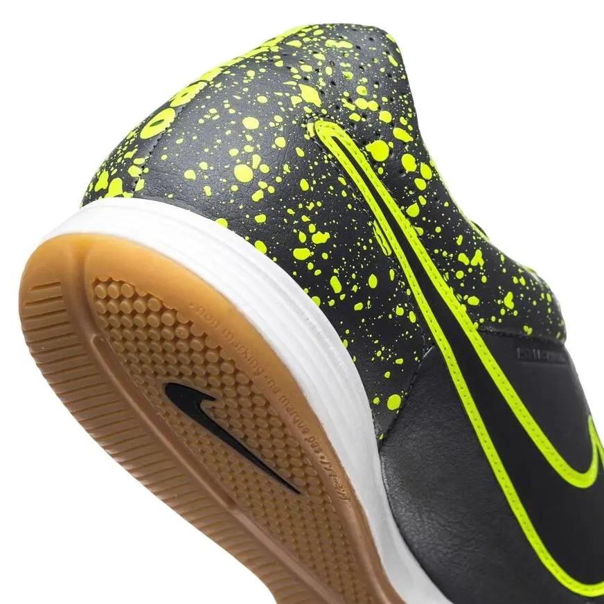 Nike shoes - Black 1
