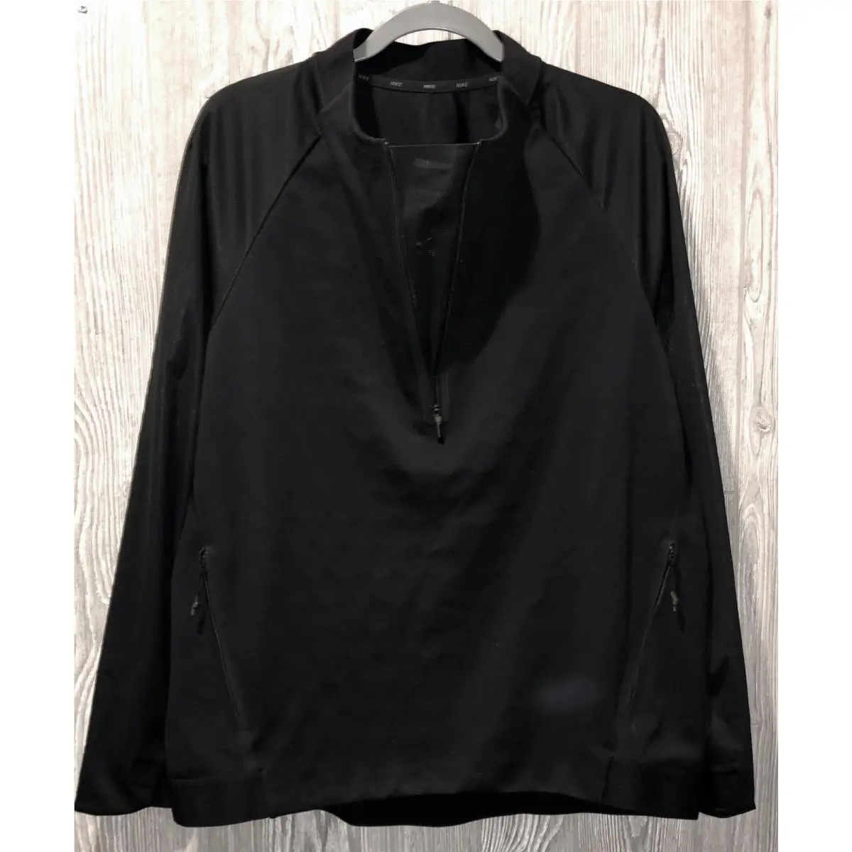Nike clothing - NIKE Therma Sphere 1/2 Zip Pullover Training Jacket - 860517 - Black 0