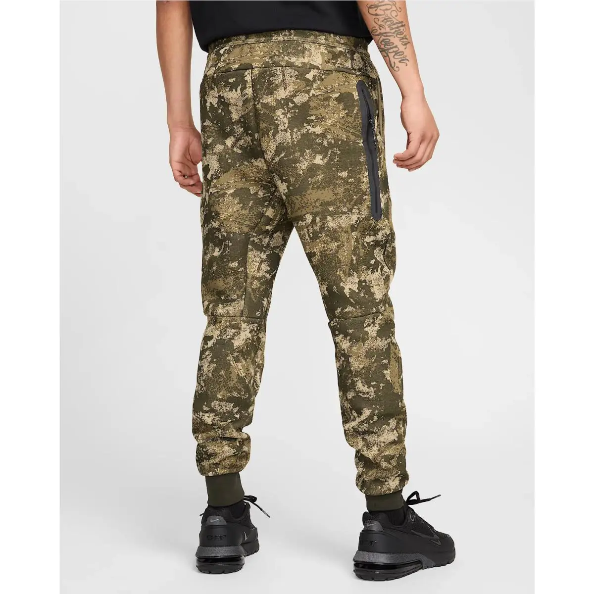 Nike clothing - Nike Tech - Tech - HV5053-276 - Green 8