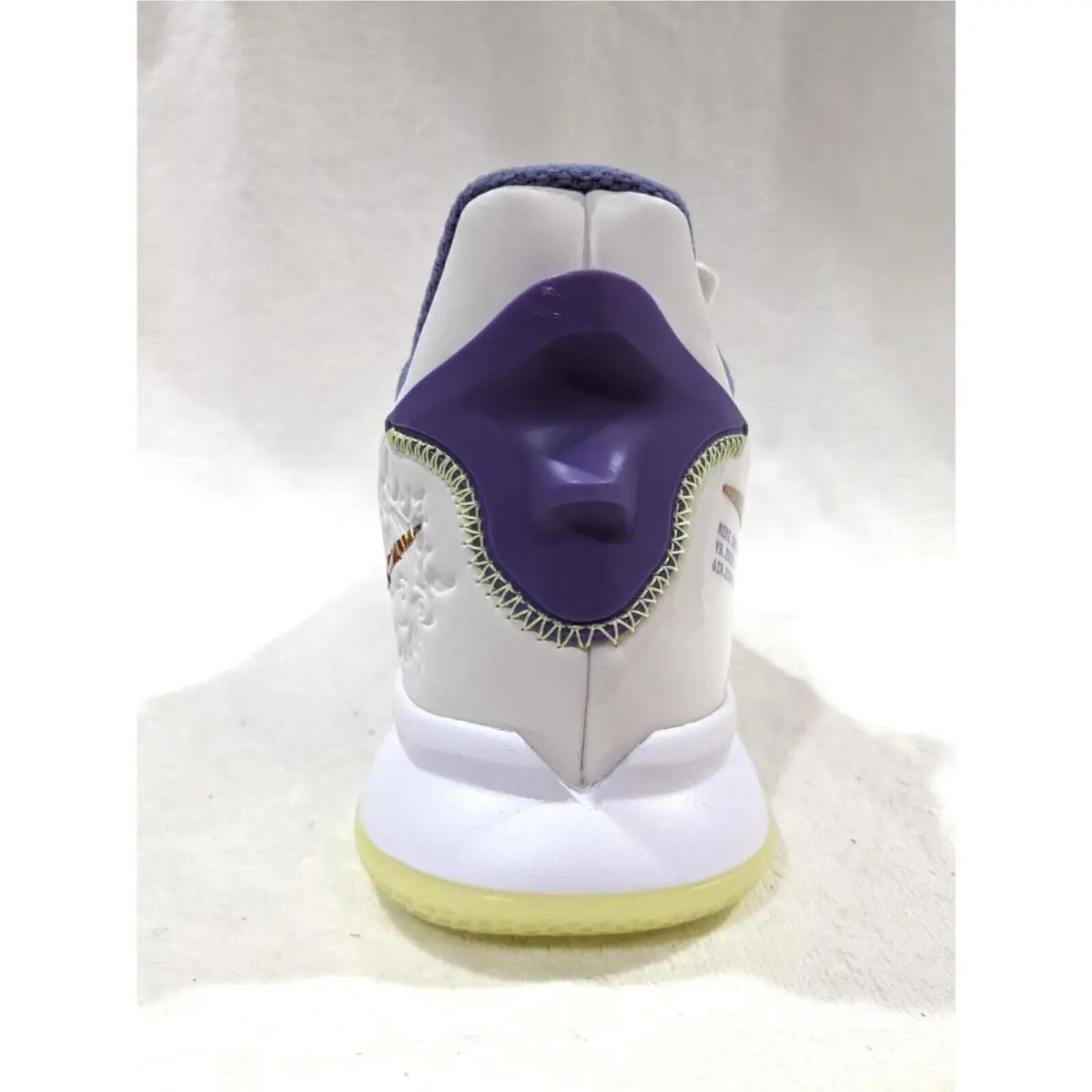 Nike shoes - Nike LeBron 5 - LeBron - CQ9380-102 - Summit White/Bronze 4