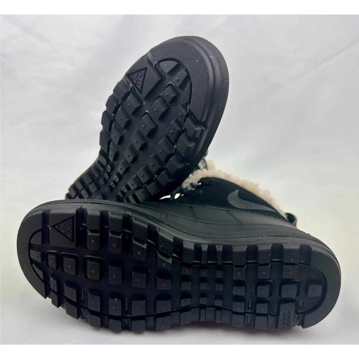 Nike shoes - Black 6