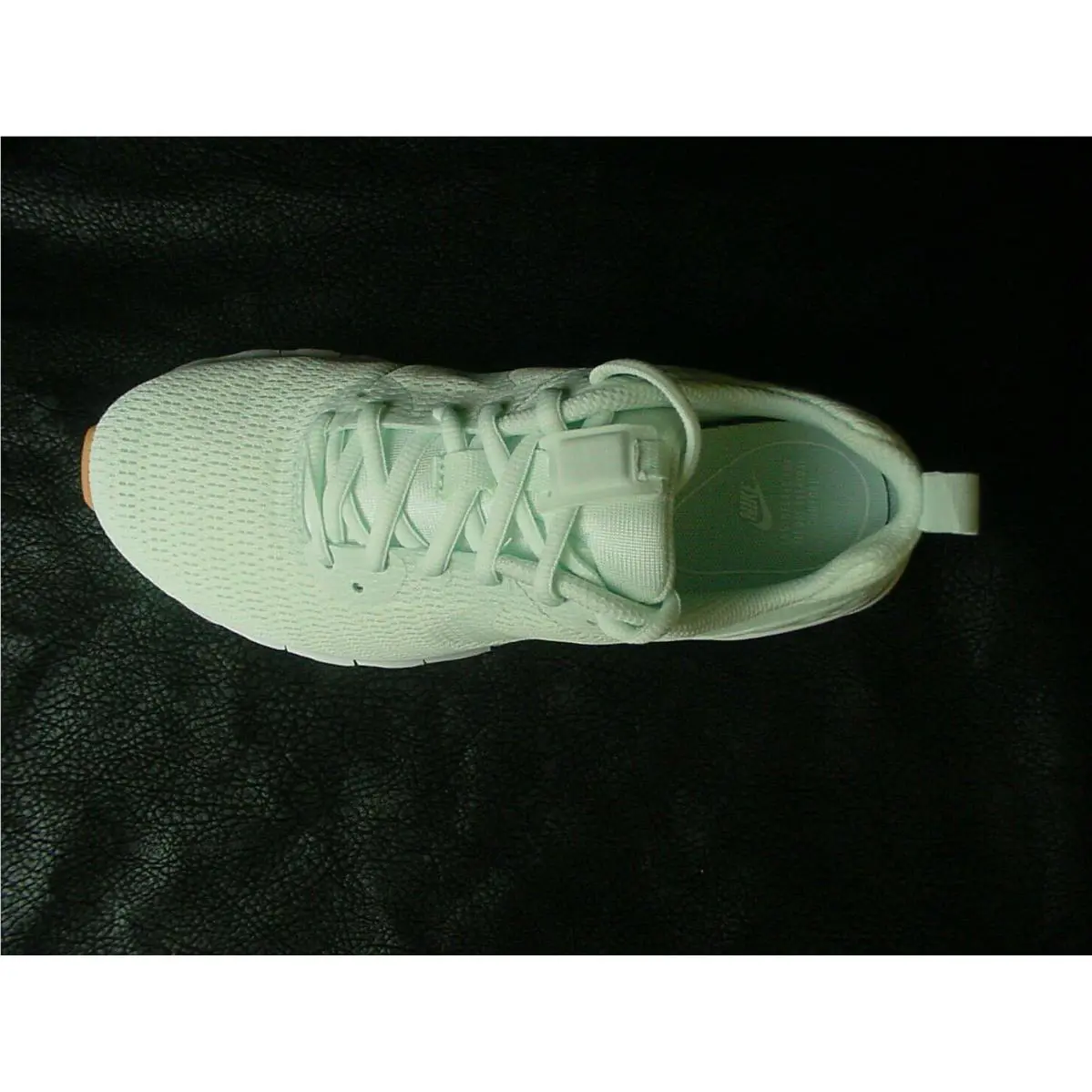 Nike shoes - Nike Light - Light - 833662302 - Barely Green / White 16