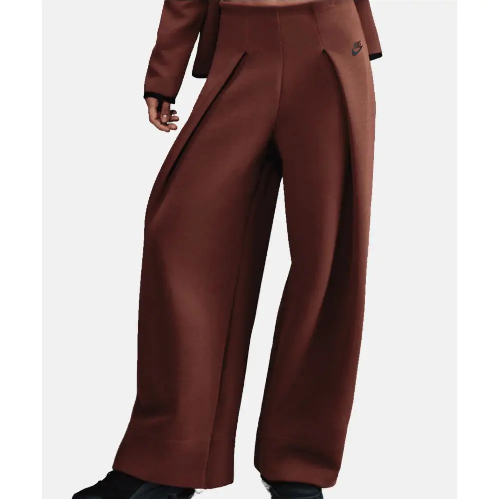 Nike clothing - Red Sepia 1
