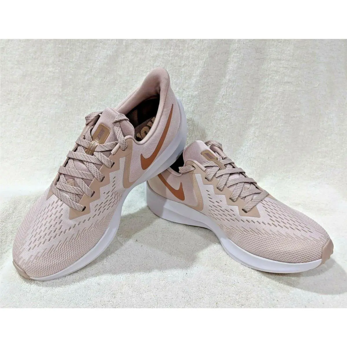 Nike Women`s Zoom Winflo 6 Stone Mauve/red Bronze Running Shoes - Size 11