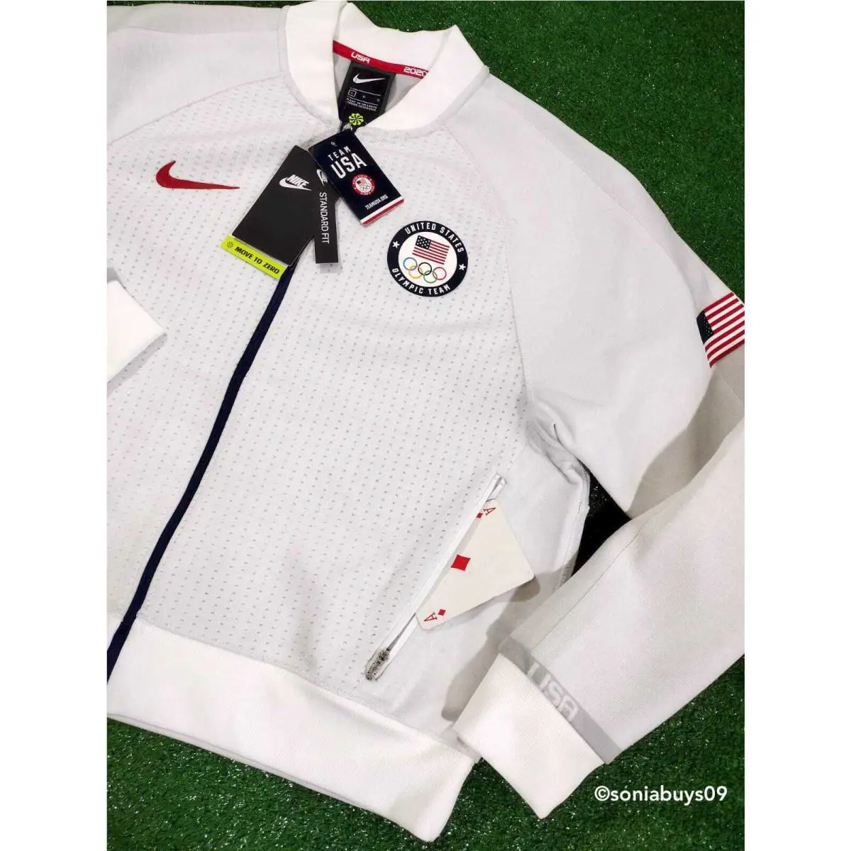 Nike clothing - White 2
