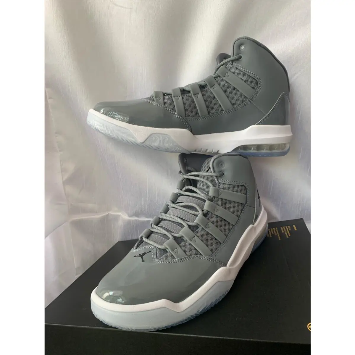 Nike shoes - Jordan Max Aura - Max Aura - AQ9084 010 - COOL GREY/BLACK-WHITE-CLEAR 3