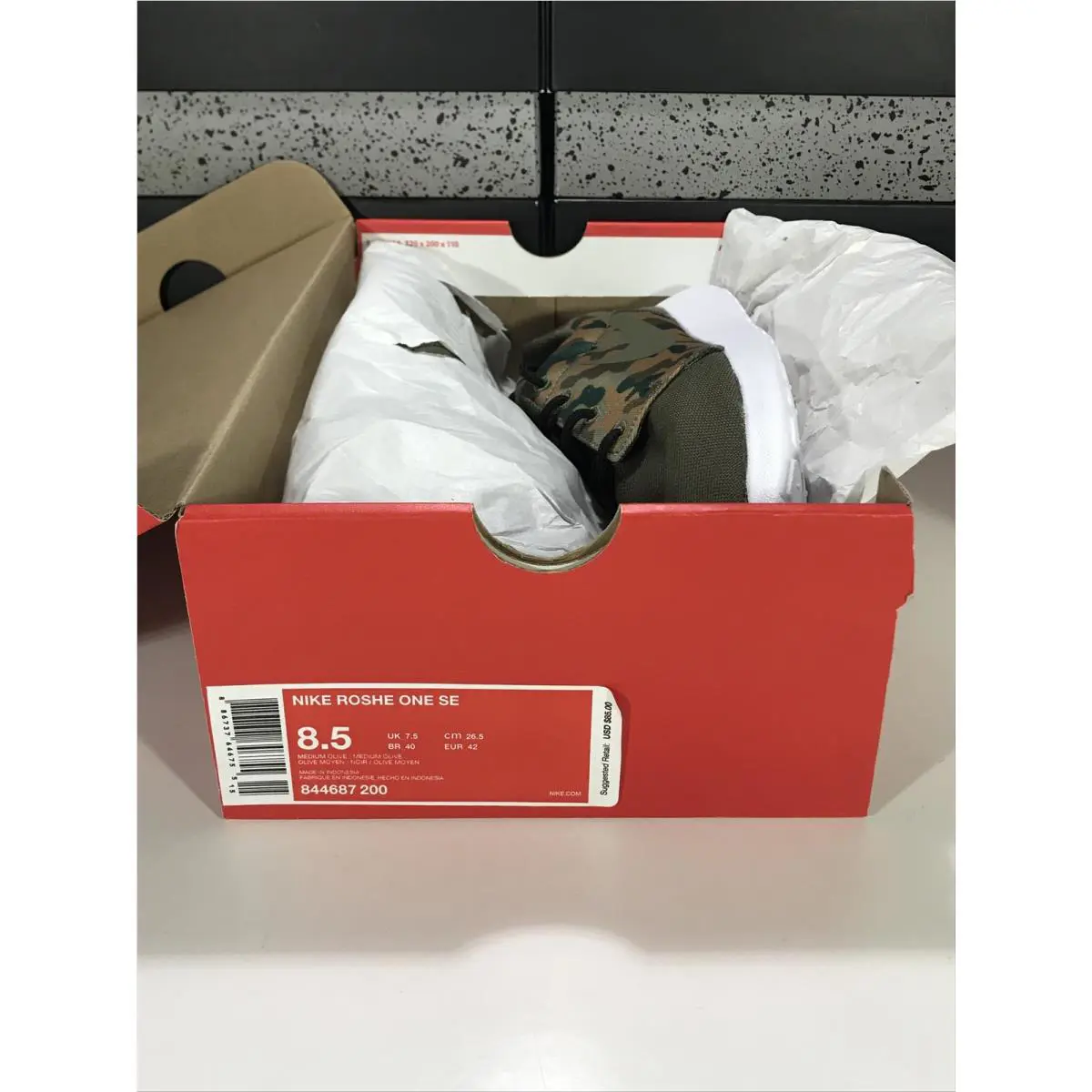 Nike shoes - Nike Roshe One SE - Roshe One - 844687-200 - Medium Olive/Medium Olive, Manufacturer: Medium Olive/Medium Olive 4