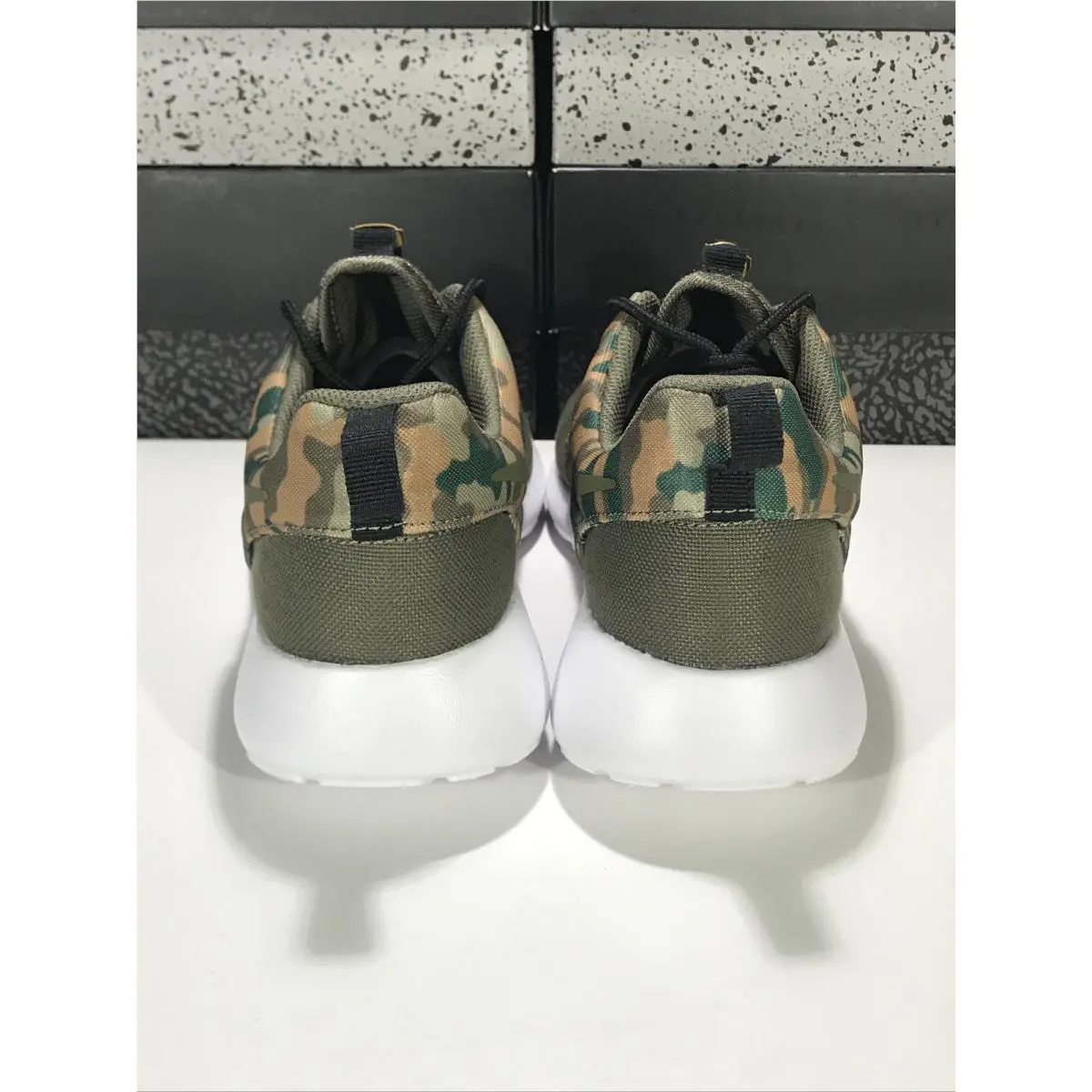 Nike shoes - Nike Roshe One SE - Roshe One - 844687-200 - Medium Olive/Medium Olive, Manufacturer: Medium Olive/Medium Olive 7