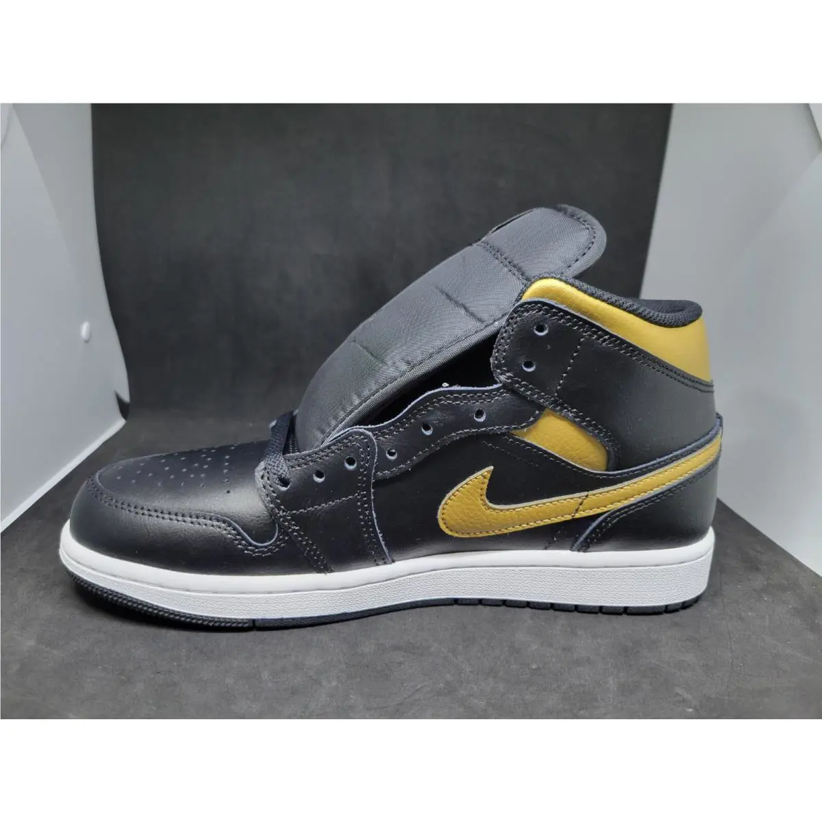 Nike shoes - Nike Air Jordan 1 - Air - DQ8426-071 - Multicolor 0