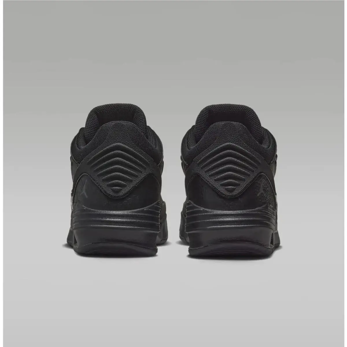 Nike shoes - Jordan Max Aura 5 - Max Aura - Black/White/Cement Grey/University Red 9