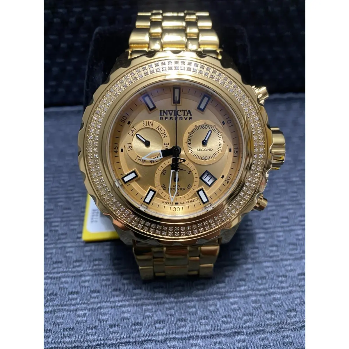 Invicta Reserve Subaqua Specialty.71 Ctw Diamond Bezel Gold Watch Model 37325