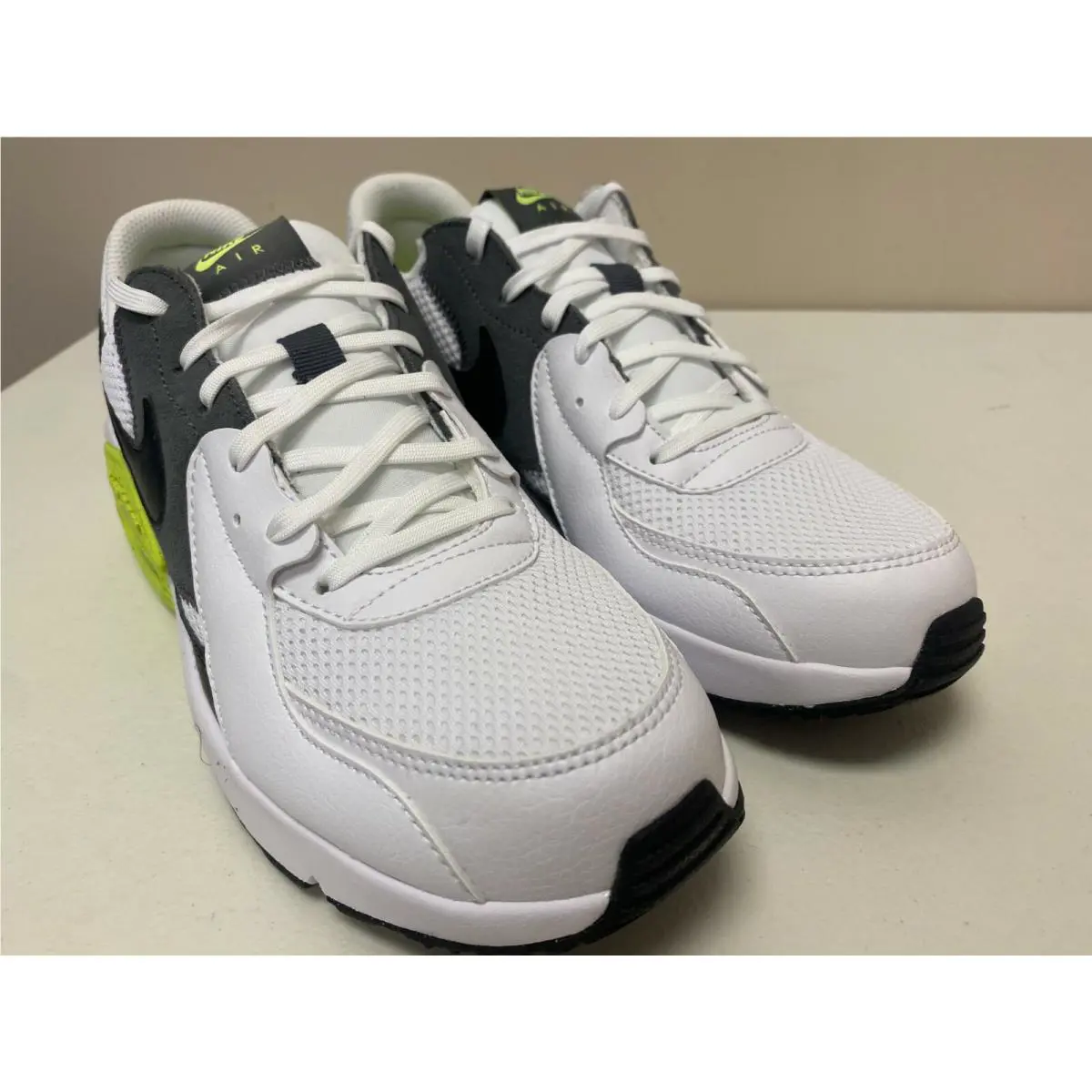 Nike shoes - White 5
