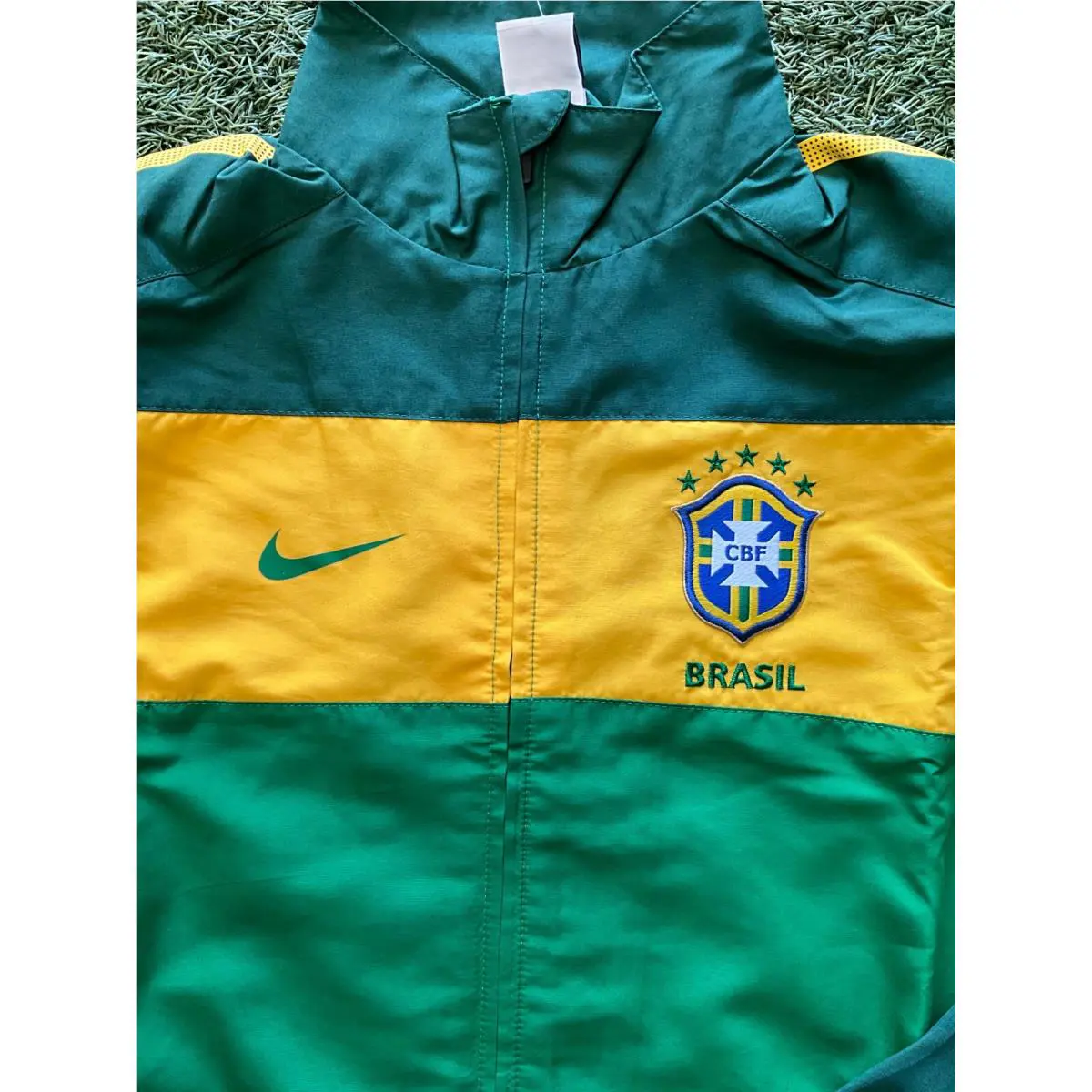 Nike clothing - Green 1