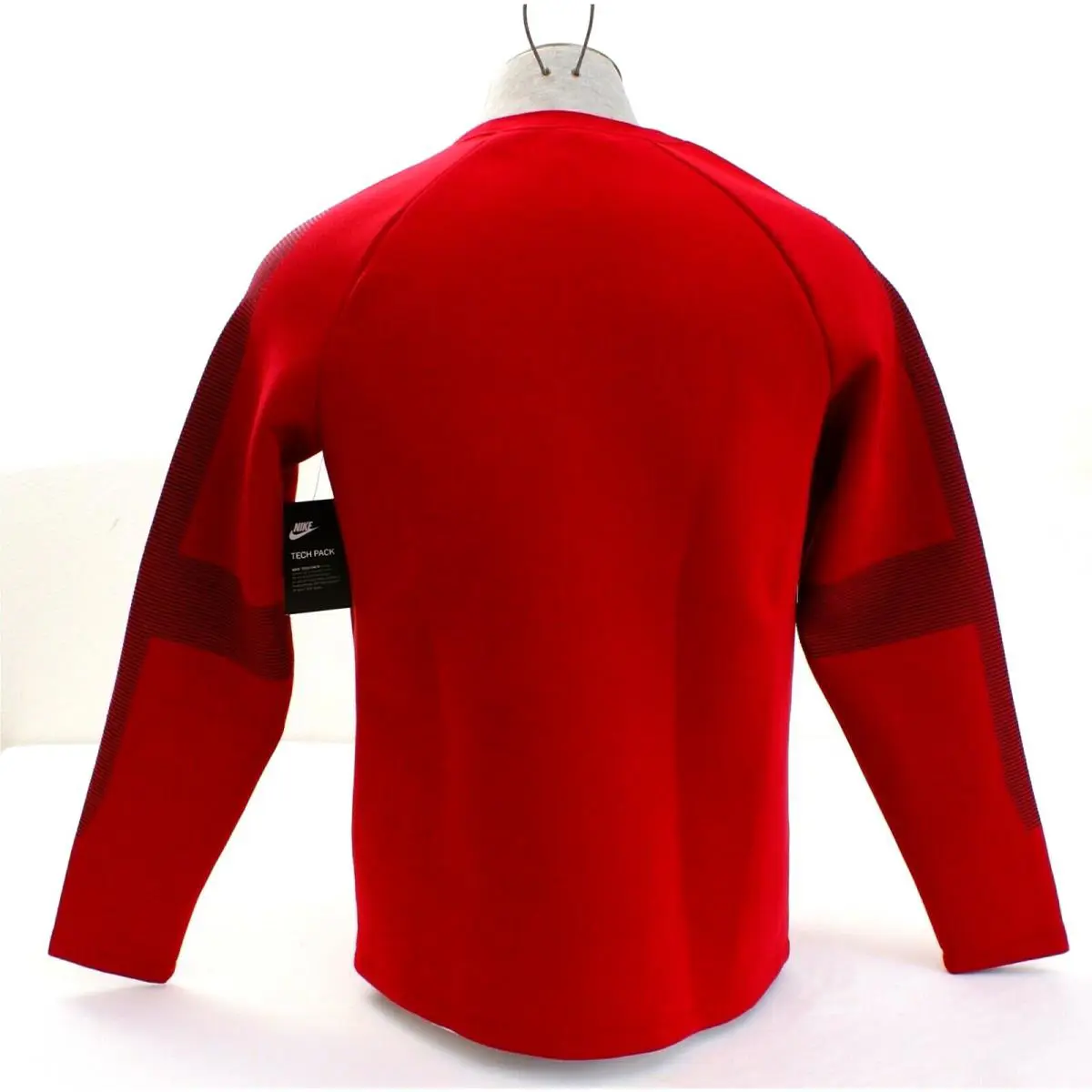 Nike clothing - Red 2