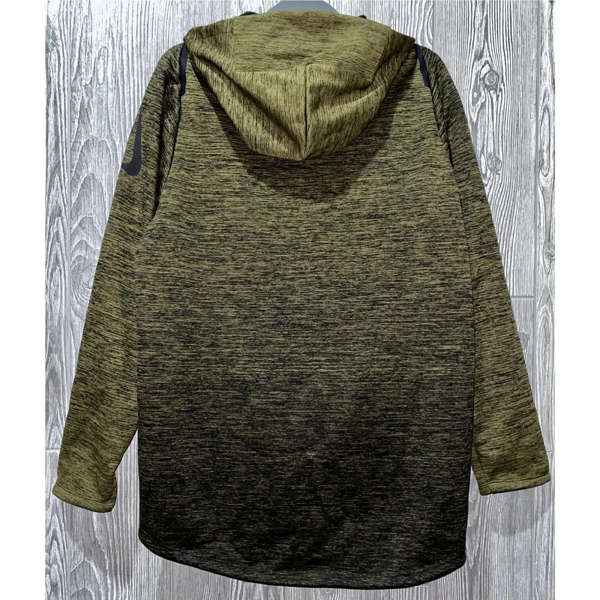 Nike clothing - NIKE Therma Sphere Hoodie Jacket - 932038 - Green 3