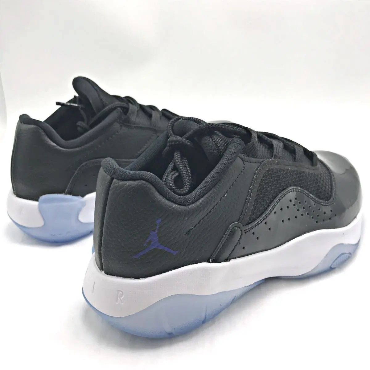 Nike shoes - Nike Air Jordan 11 - Air - DX3732001 - Black / Concord - White 5