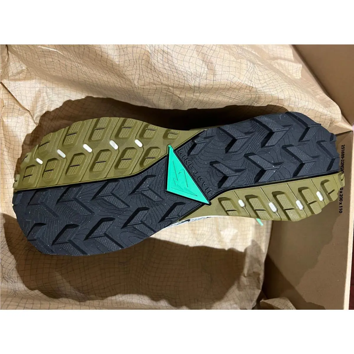 Nike shoes - DR2686 - DR2686 - BLACK/WHITE SPRING GREEN 5