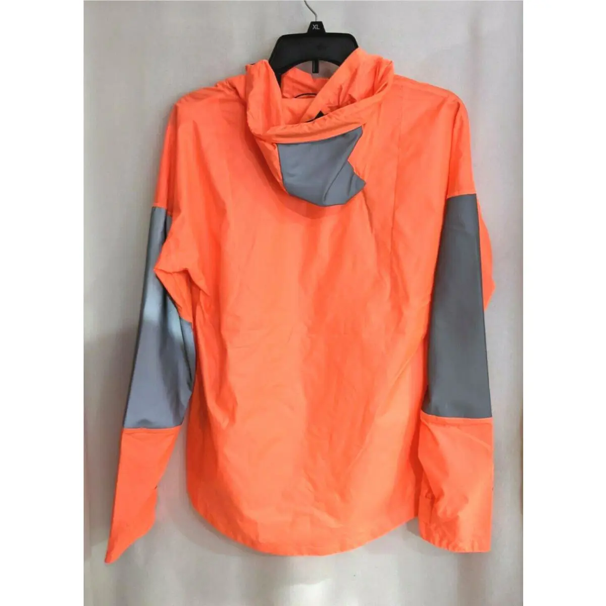 Nike clothing - Bright Mango/Black 18