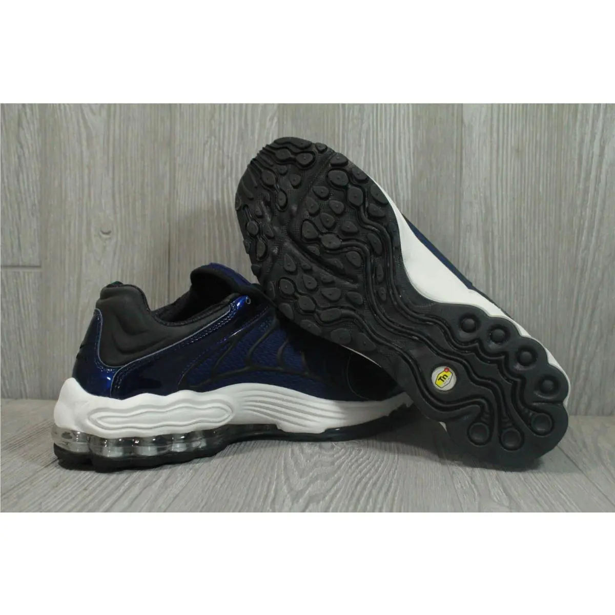 Nike shoes - Nike Air Tuned Max - Air Tuned Max - DC9391400 - Black 4