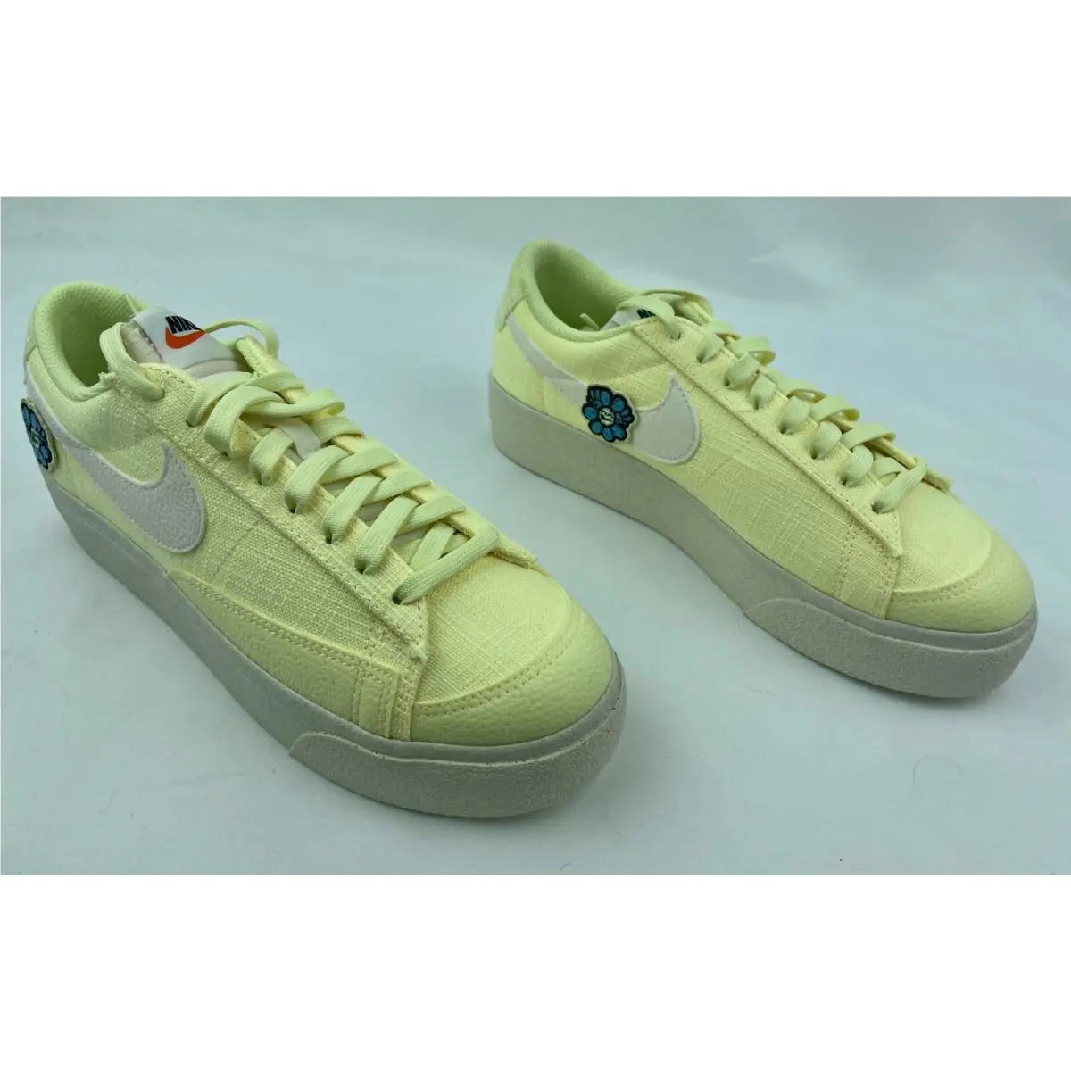 Nike shoes - DJ6376800 - DJ6376-800 - Yellow 1