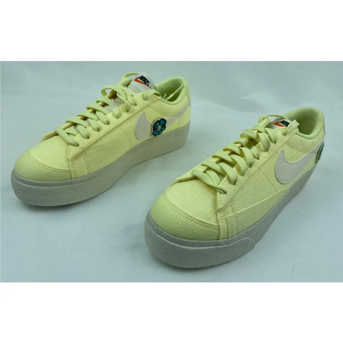 Nike shoes - DJ6376800 - DJ6376-800 - Yellow 13