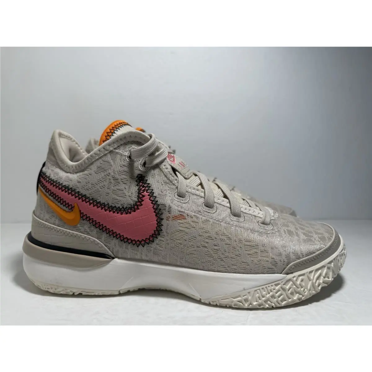 Nike shoes - Nike LeBron NXXT - LeBron NXXT - DR8784-100 - Pink 0