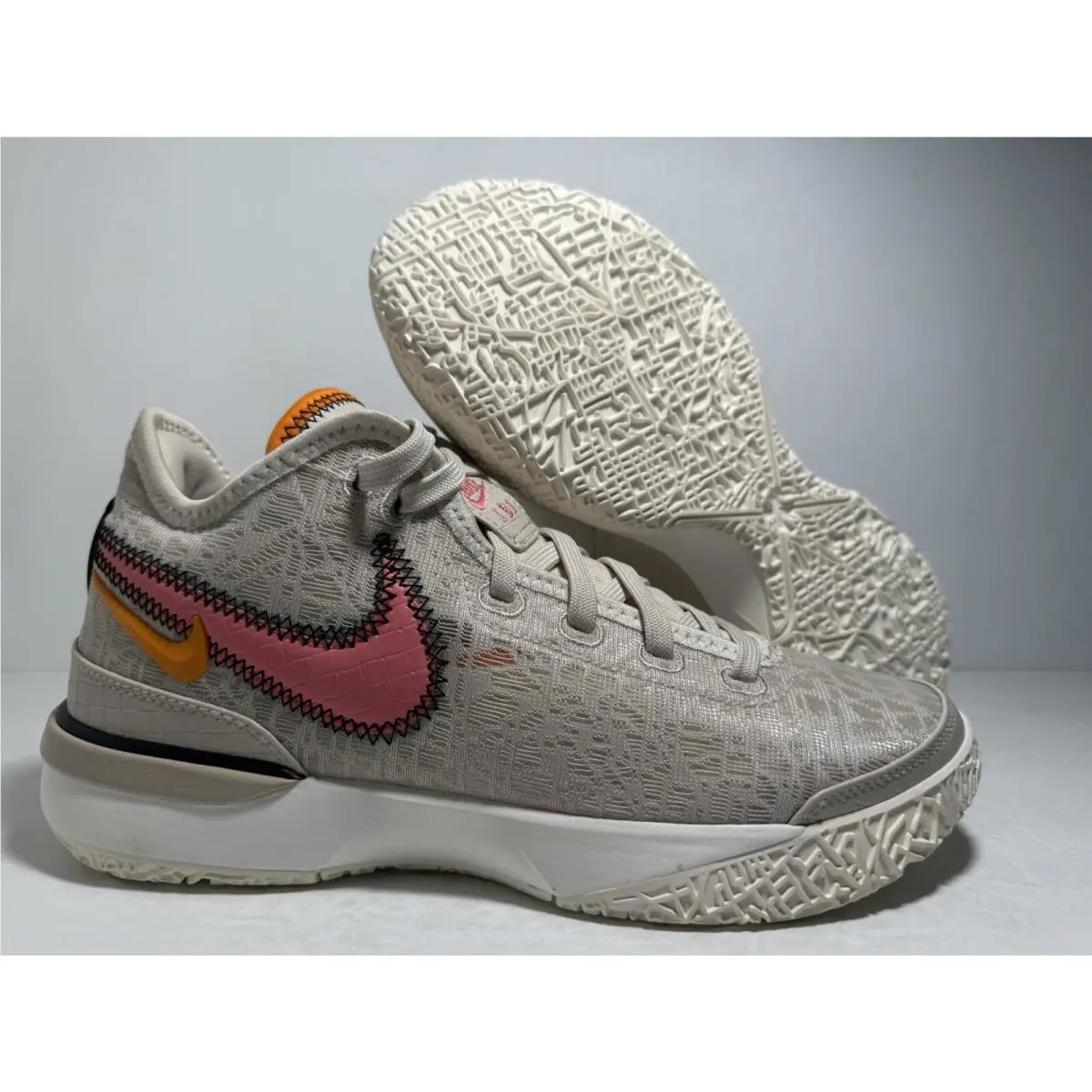 Nike shoes - Nike LeBron NXXT - LeBron NXXT - DR8784-100 - Pink 4