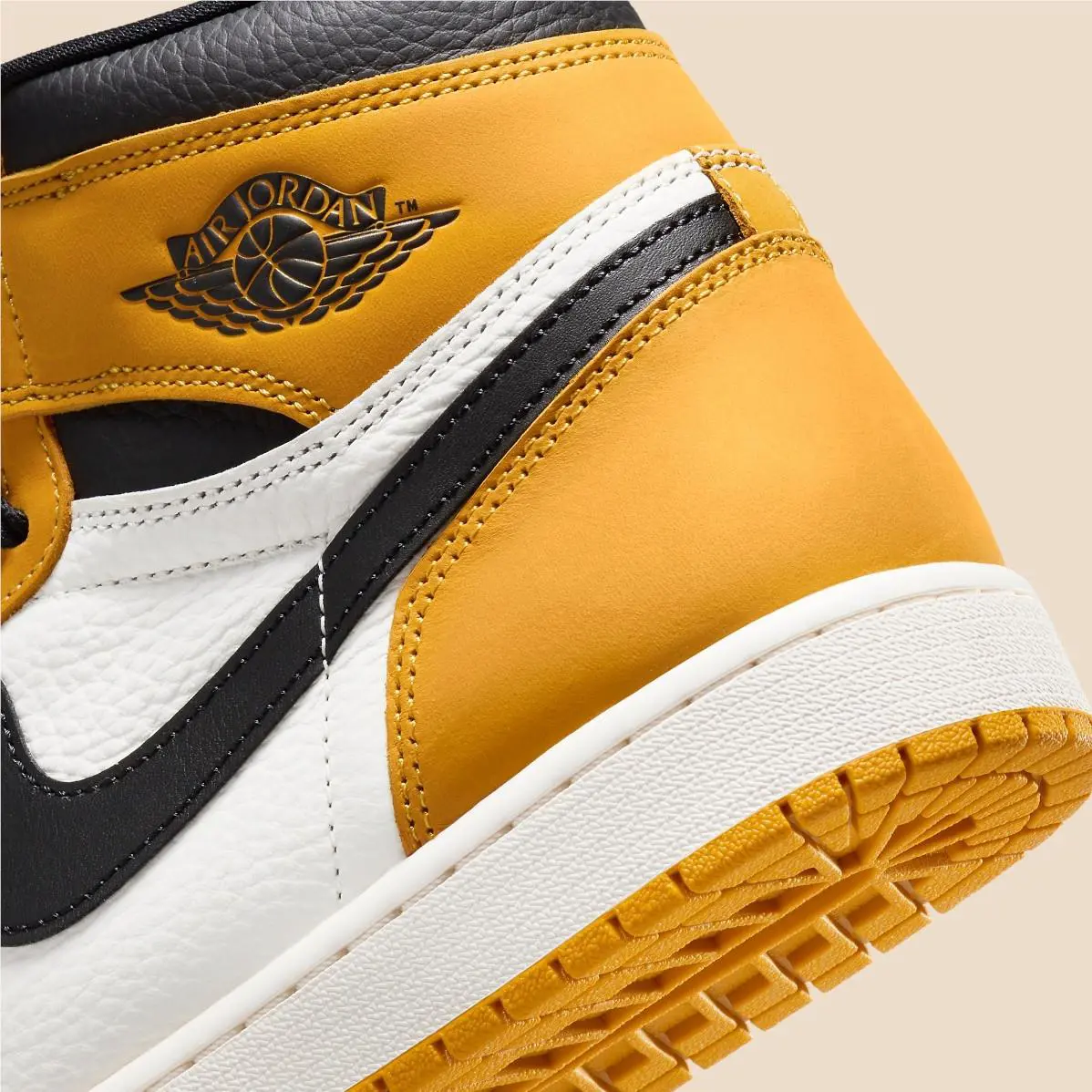 Nike shoes - Jordan 1 Retro High - Retro High - DZ5485-701 - Yellow Ochre/Black/Sail 9