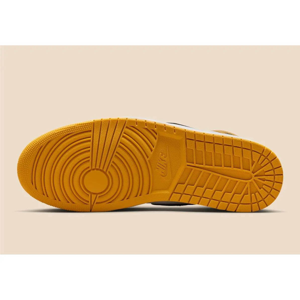 Nike shoes - Jordan 1 Retro High - Retro High - DZ5485-701 - Yellow Ochre/Black/Sail 18