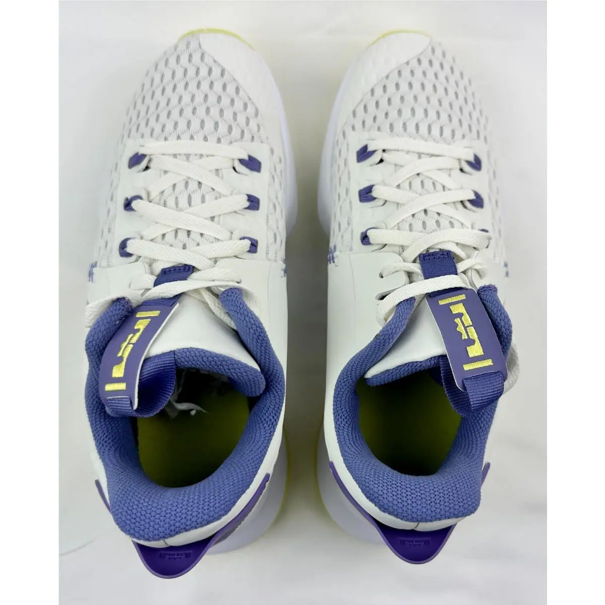 Nike shoes - Multicolor 5