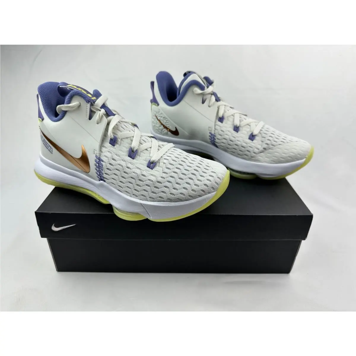 Nike shoes - Multicolor 8