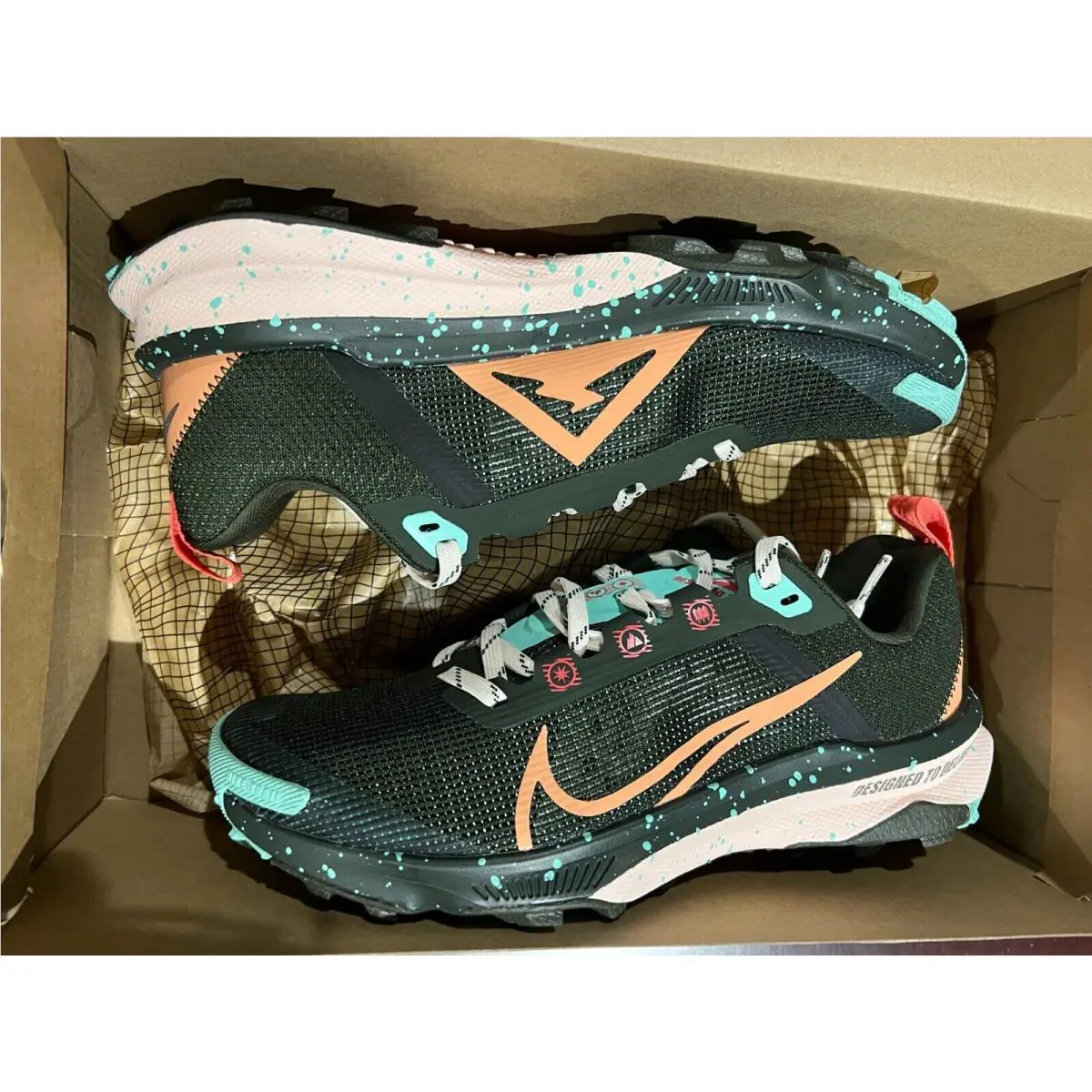 Nike shoes - SEQUOIA/AMBER BROWN 6