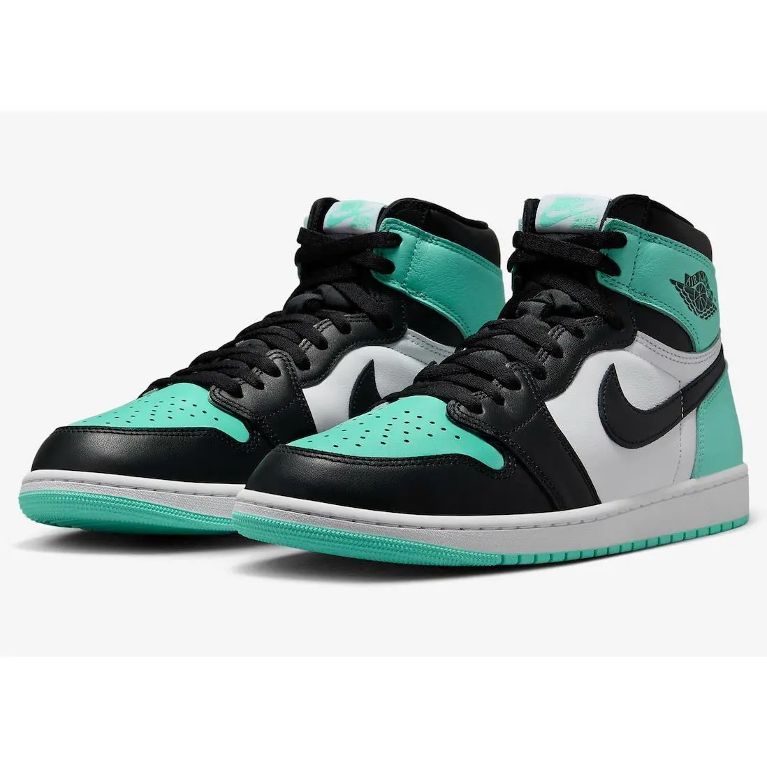 Nike shoes - Air Jordan 1 Retro High OG - DZ5485-130 - White/Black/Green Glow 2