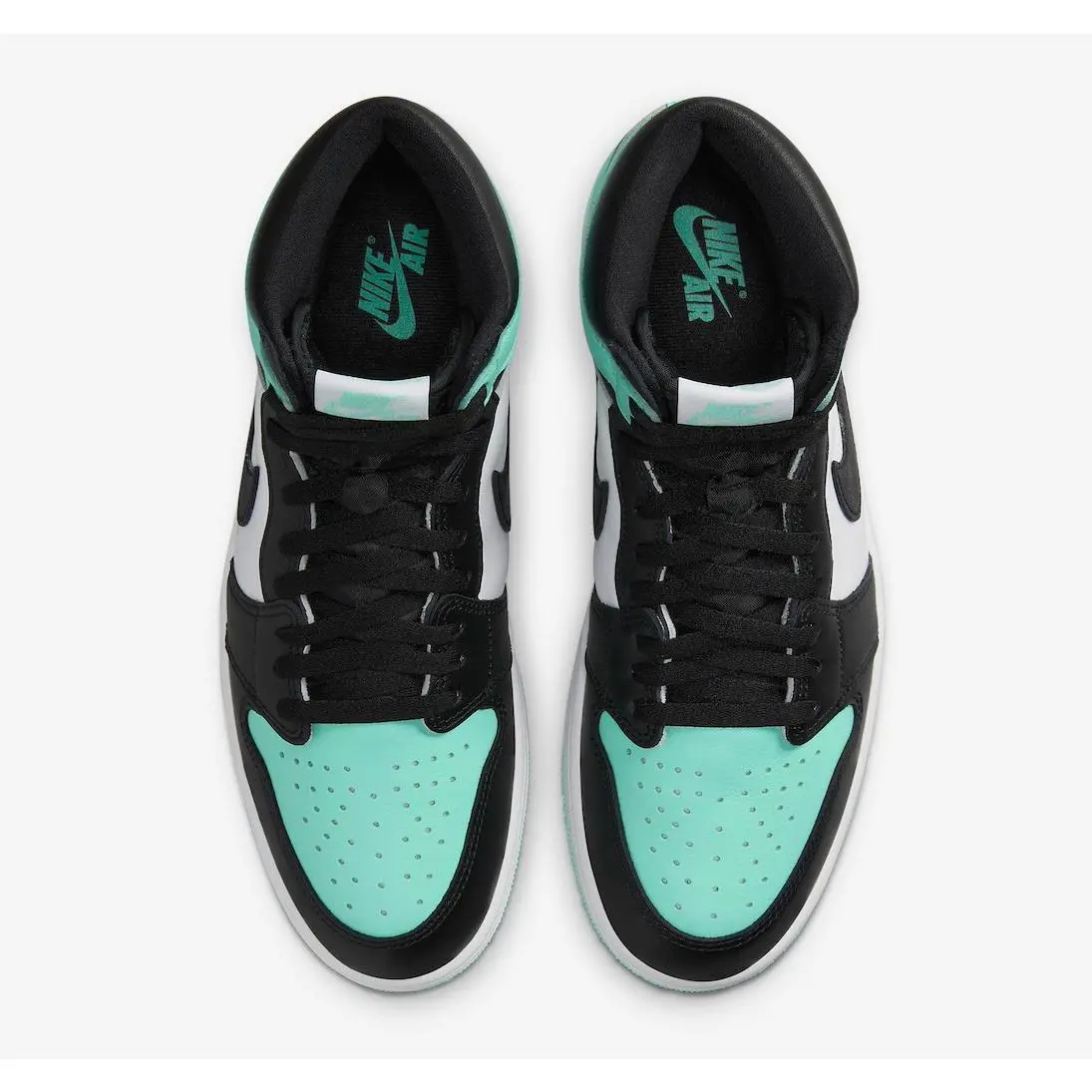 Nike shoes - Air Jordan 1 Retro High OG - DZ5485-130 - White/Black/Green Glow 3