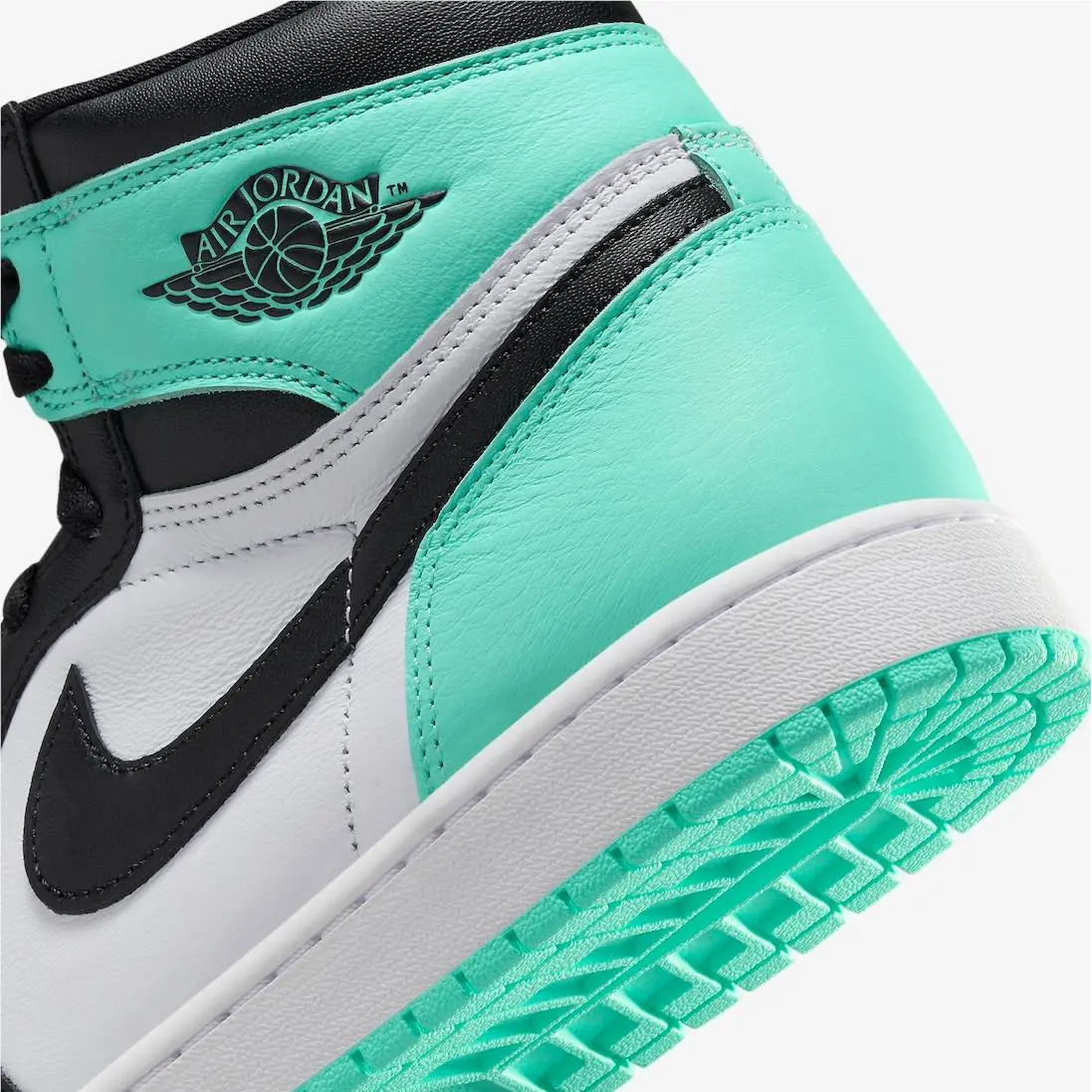 Nike shoes - Air Jordan 1 Retro High OG - DZ5485-130 - White/Black/Green Glow 16
