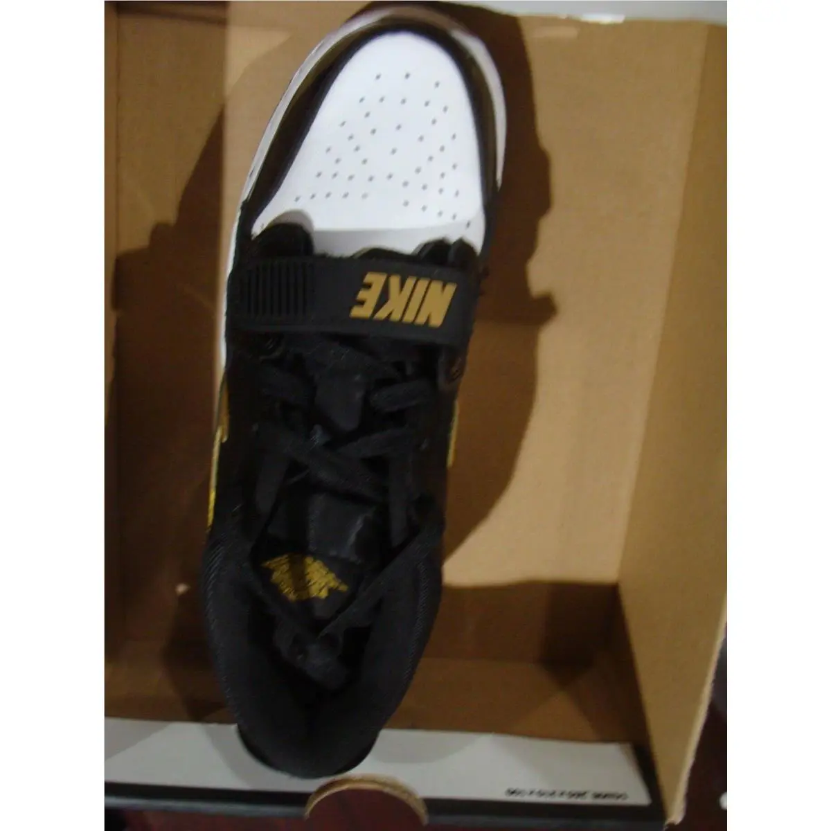 Nike shoes - BLACK/METALLIC GOLDWHITE 1