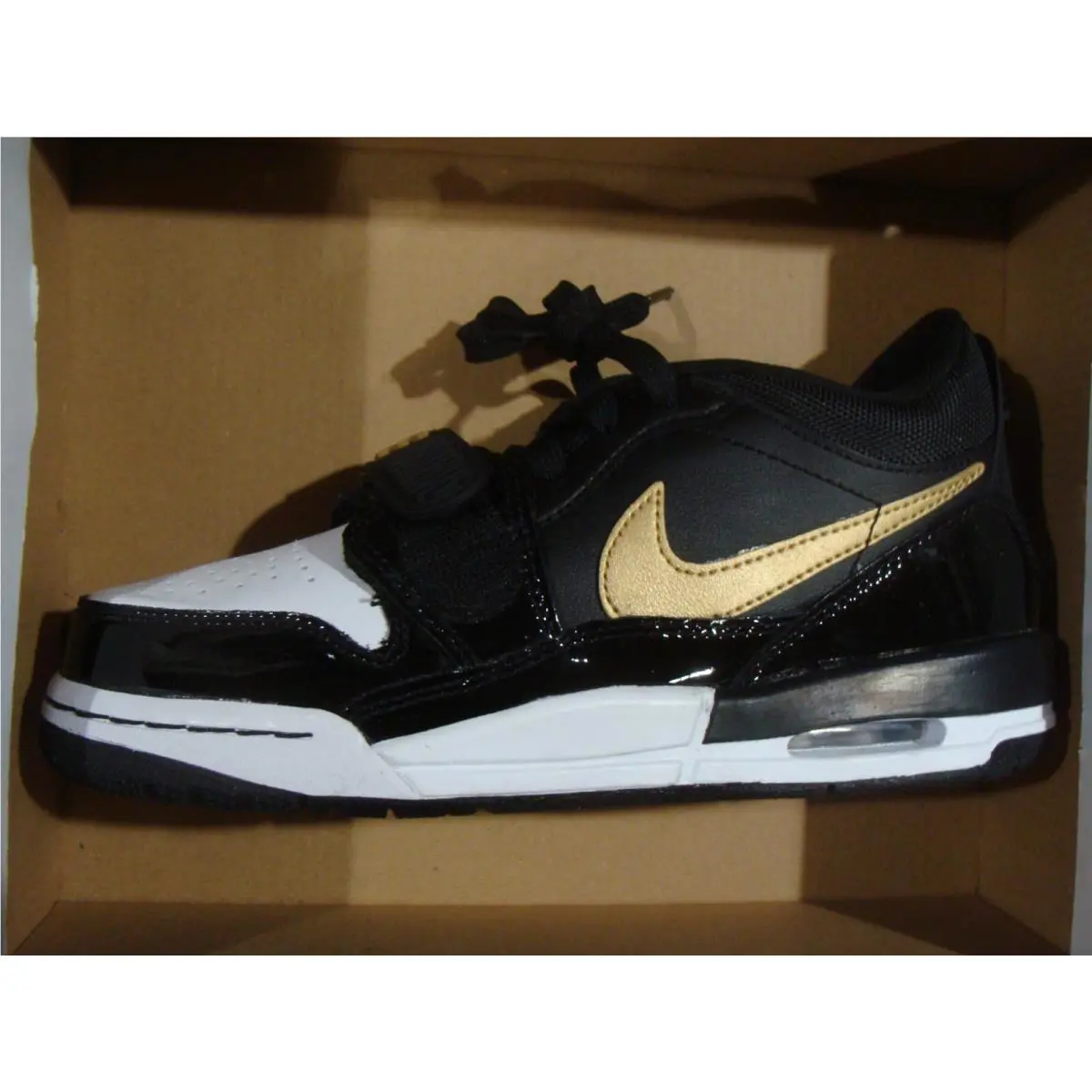 Nike shoes - BLACK/METALLIC GOLDWHITE 3