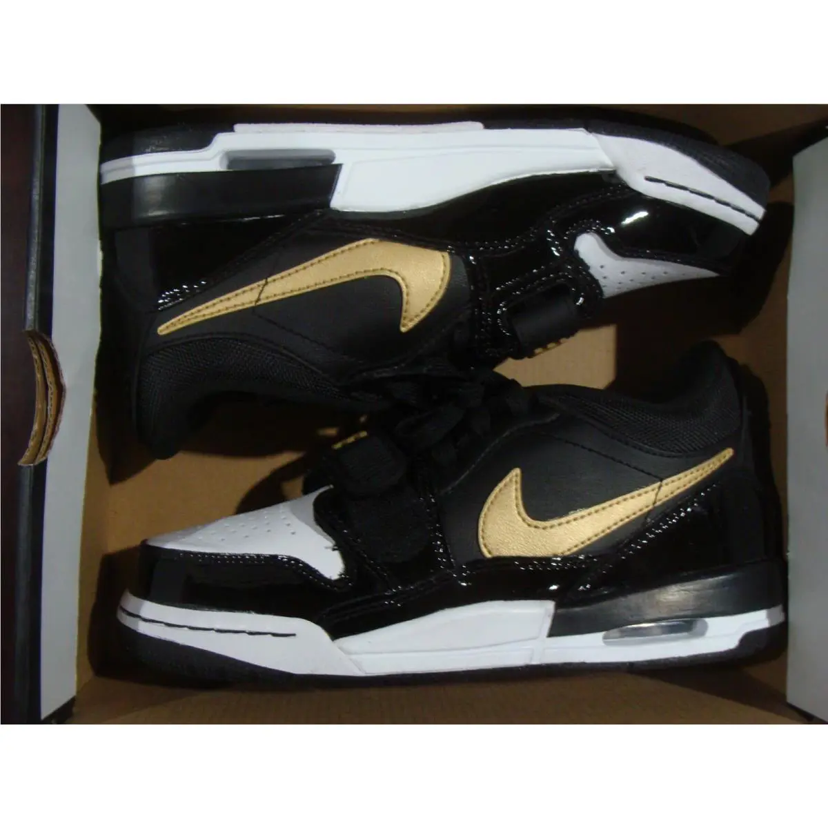 Nike shoes - BLACK/METALLIC GOLDWHITE 6