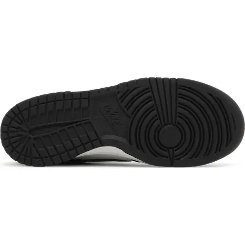 Nike shoes - Black/Light Silver/Bright Mandarin/Medium Ash 8