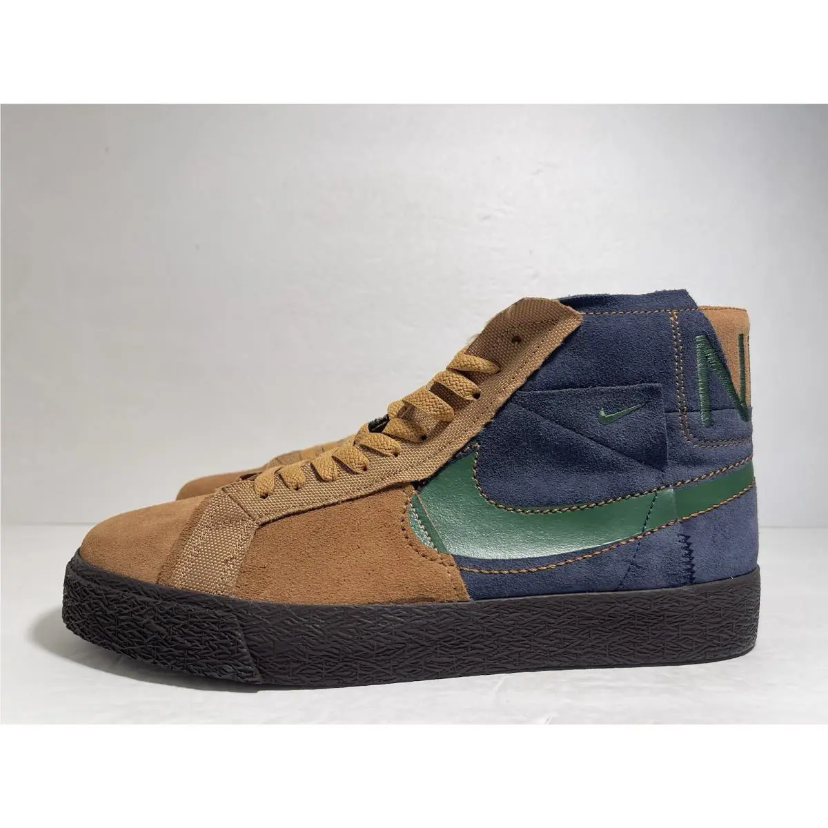 Nike shoes - Nike SB Blazer - Blazer - FZ3306-200 - Brown 2