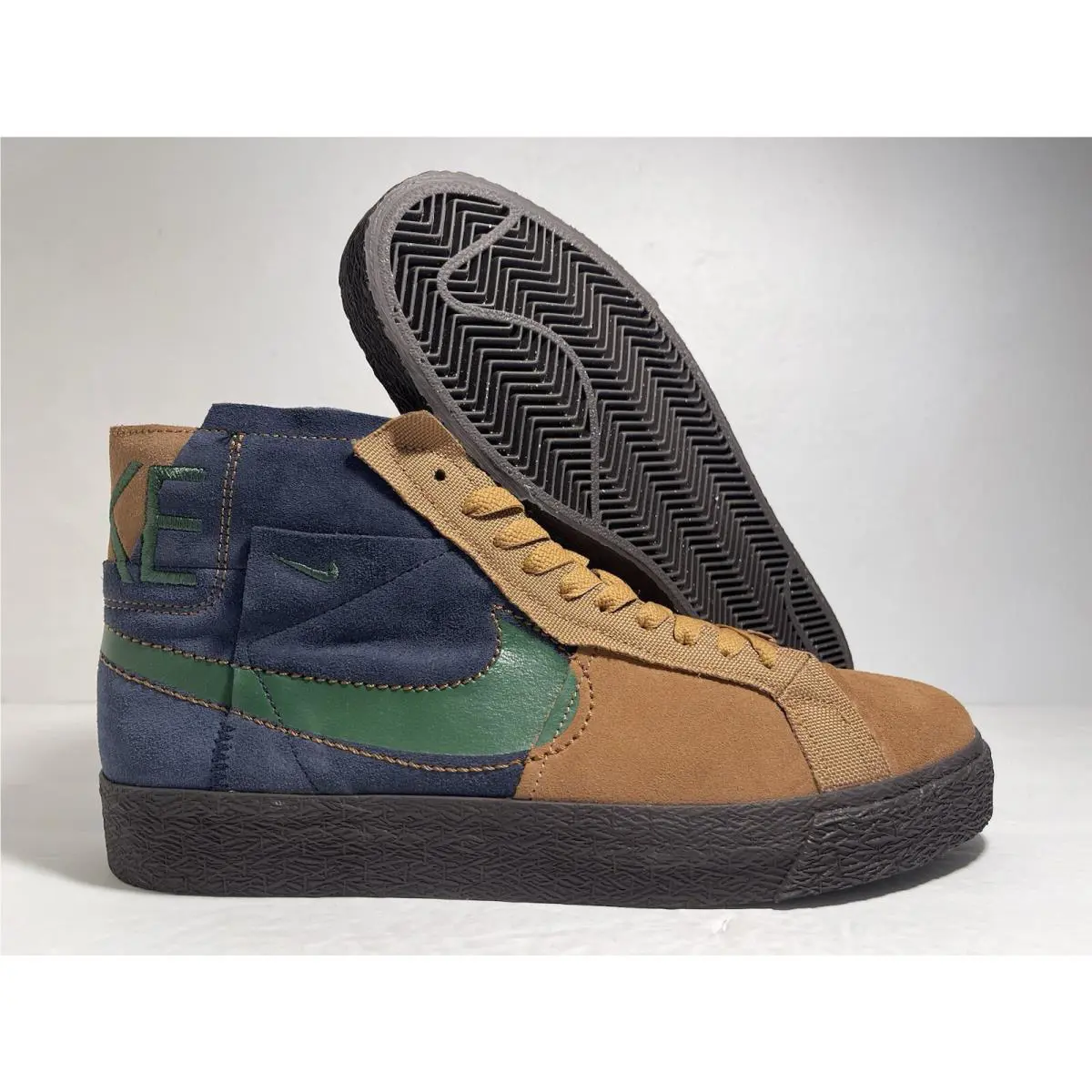Nike shoes - Nike SB Blazer - Blazer - FZ3306-200 - Brown 4