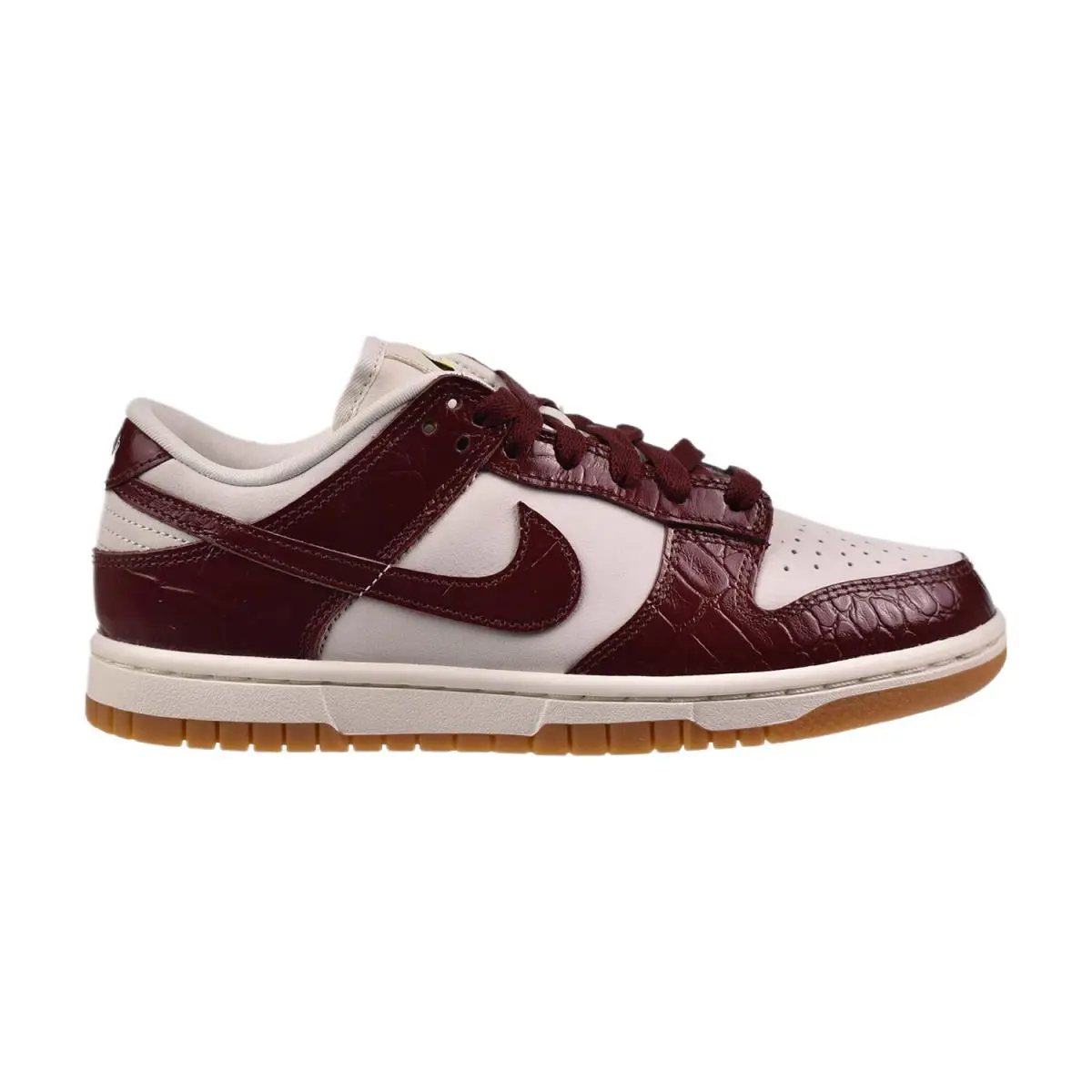 Nike shoes - Phantom-Dark Team Red-Sail 5
