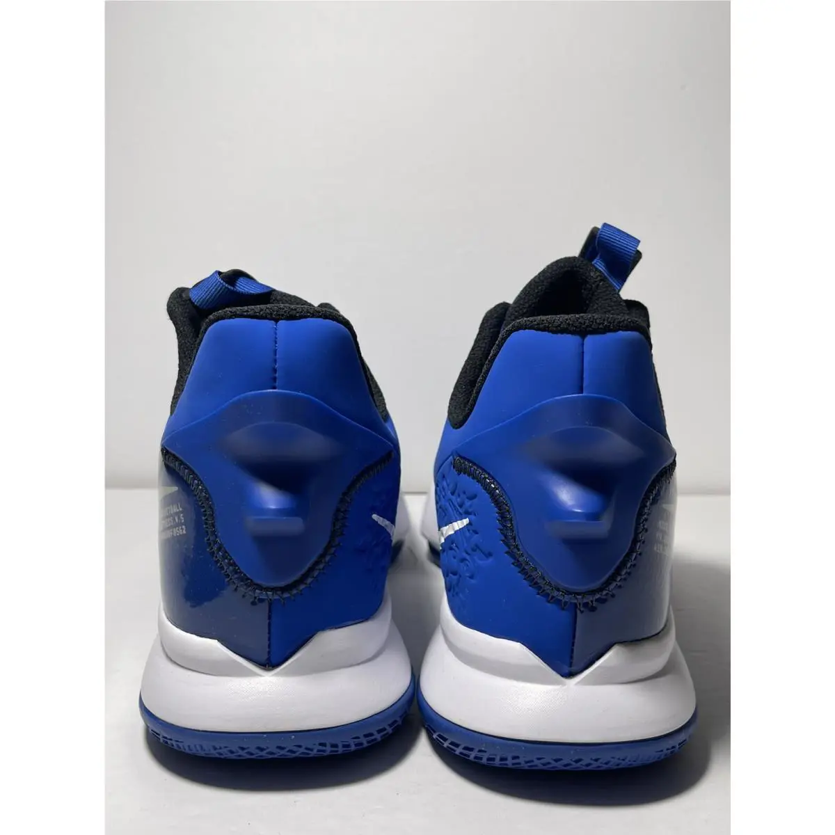 Nike shoes - Nike LeBron Witness - LeBron Witness - CQ9380-400 - Blue 3