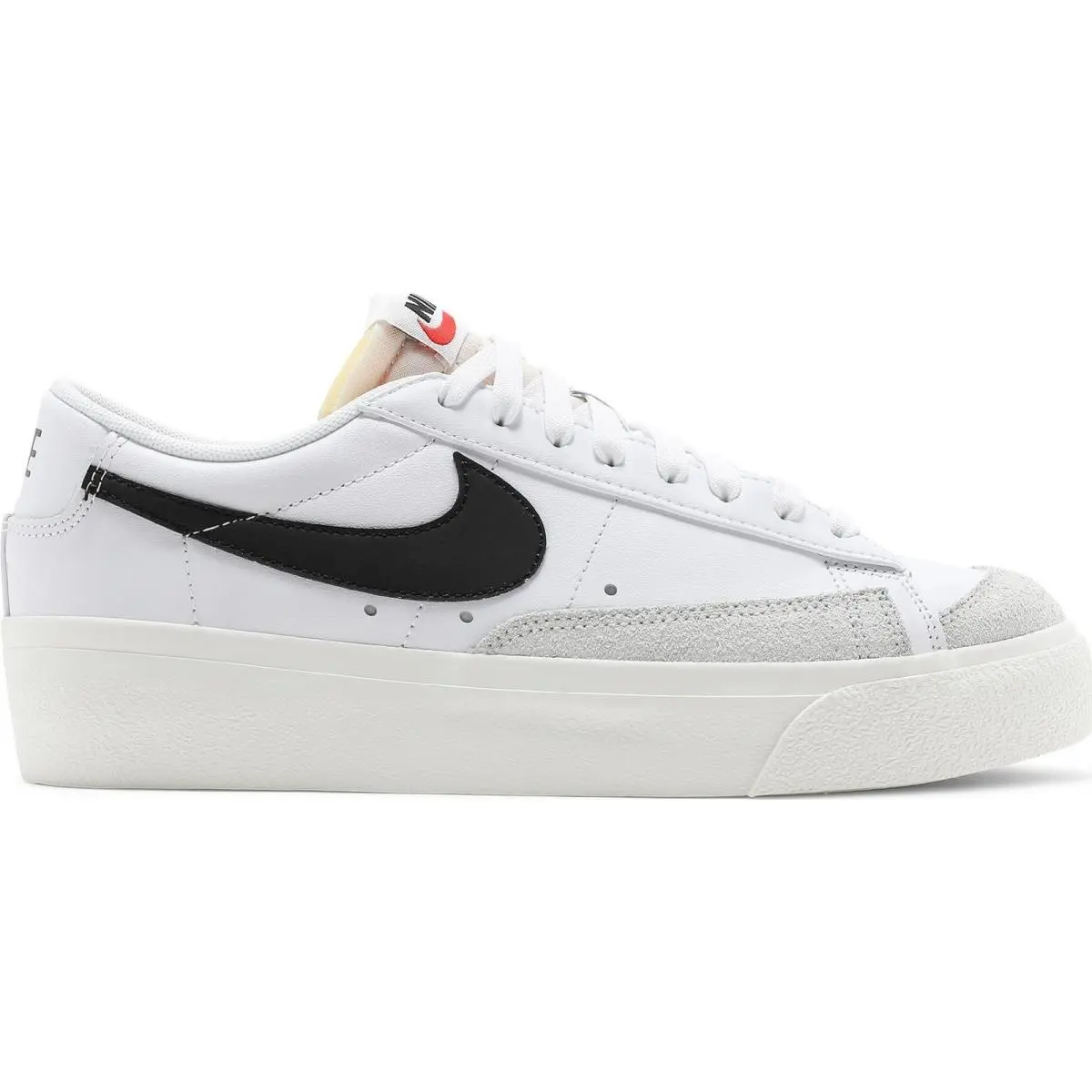 Nike shoes - White/Black 4