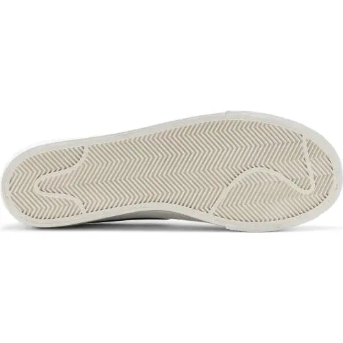 Nike shoes - White/Black 6