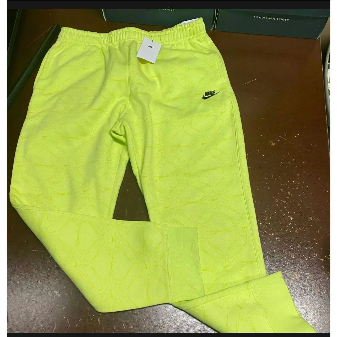 Nike clothing - Green 3