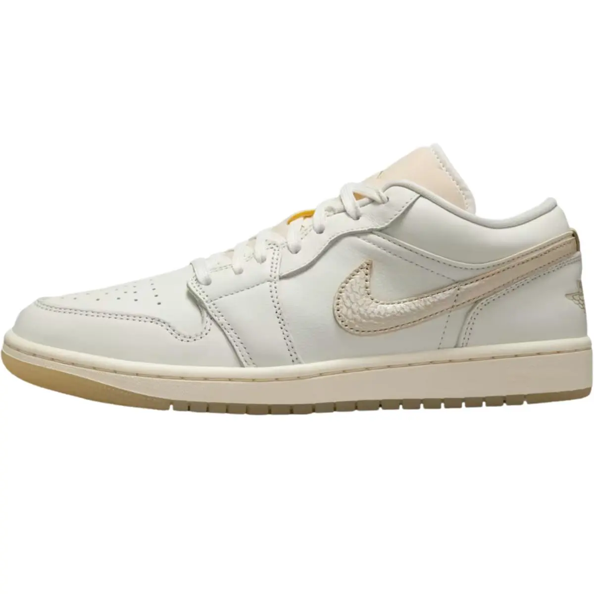 Nike shoes - Nike Air Jordan 1 Low Retro - White/White/Black 40