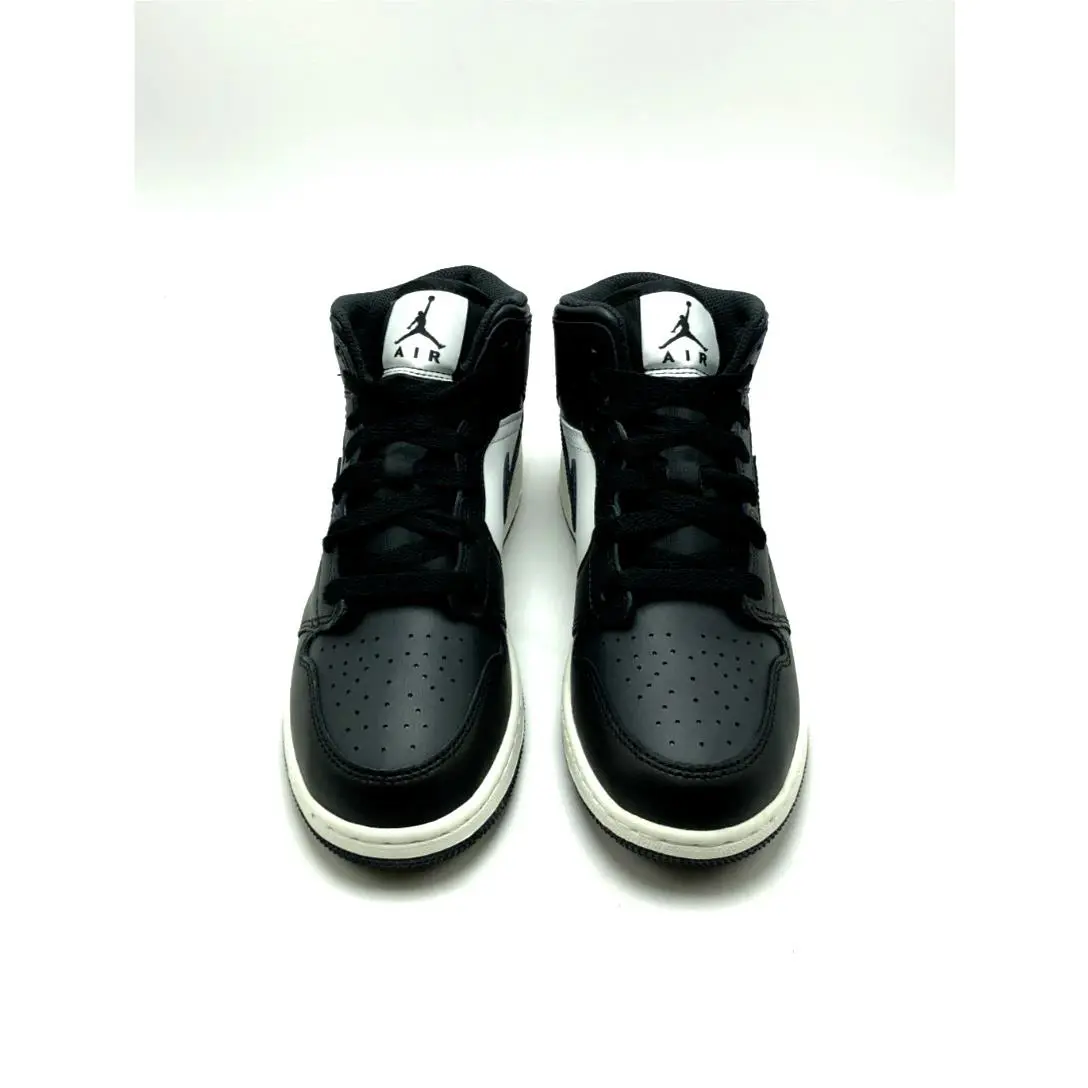 Nike shoes - Jordan Air 1 Mid GS - Black 3
