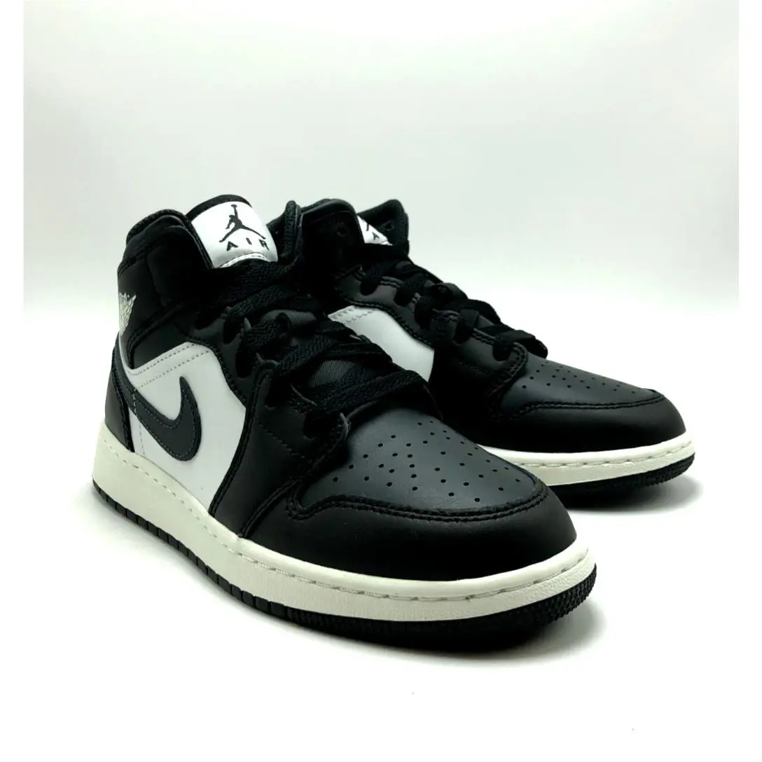 Nike shoes - Jordan Air 1 Mid GS - Black 0
